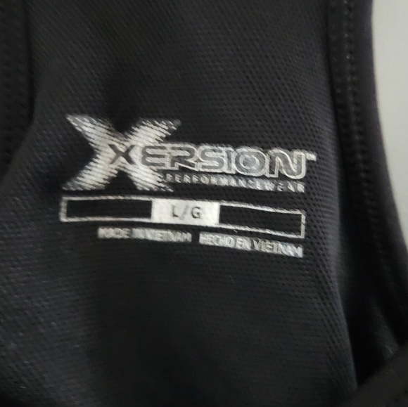 Women's racerback workout tank top - Picture 3 of 4